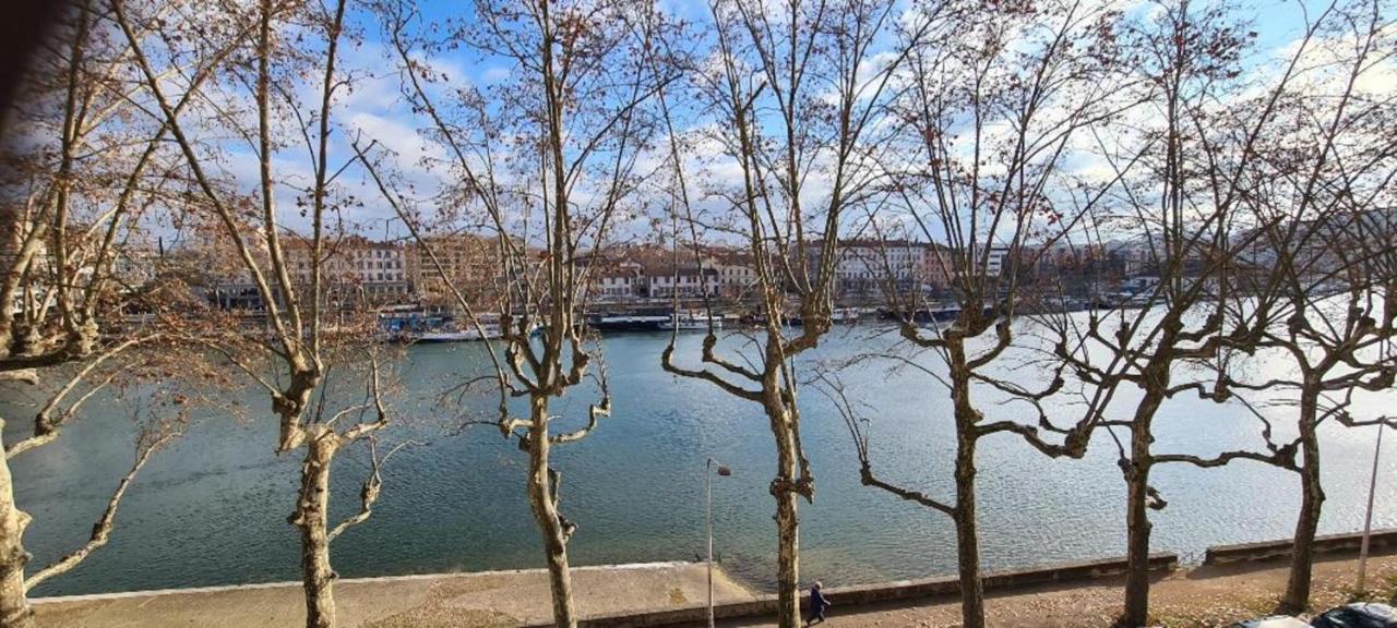Porte Du Vieux Lyon, Vue Sur La Saone Eksteriør bilde