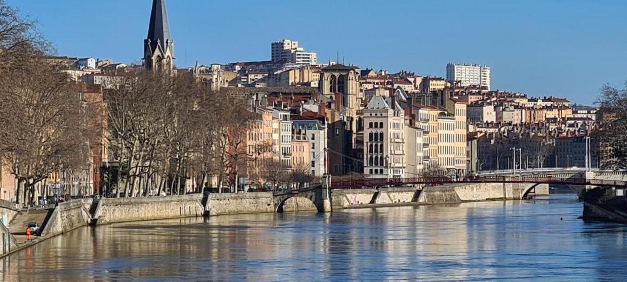 Porte Du Vieux Lyon, Vue Sur La Saone Eksteriør bilde